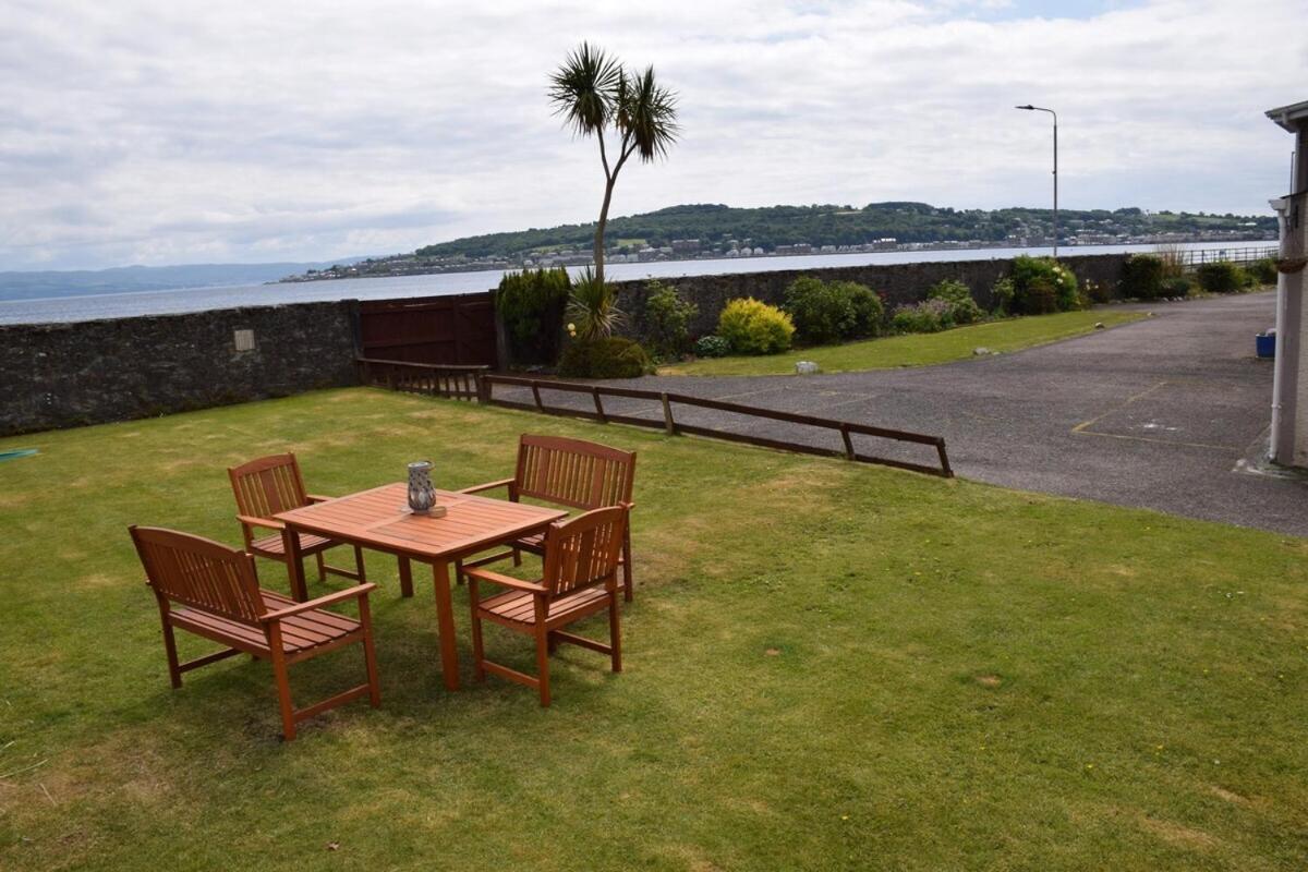 One Marine Place Port Bannatyne Habitación foto