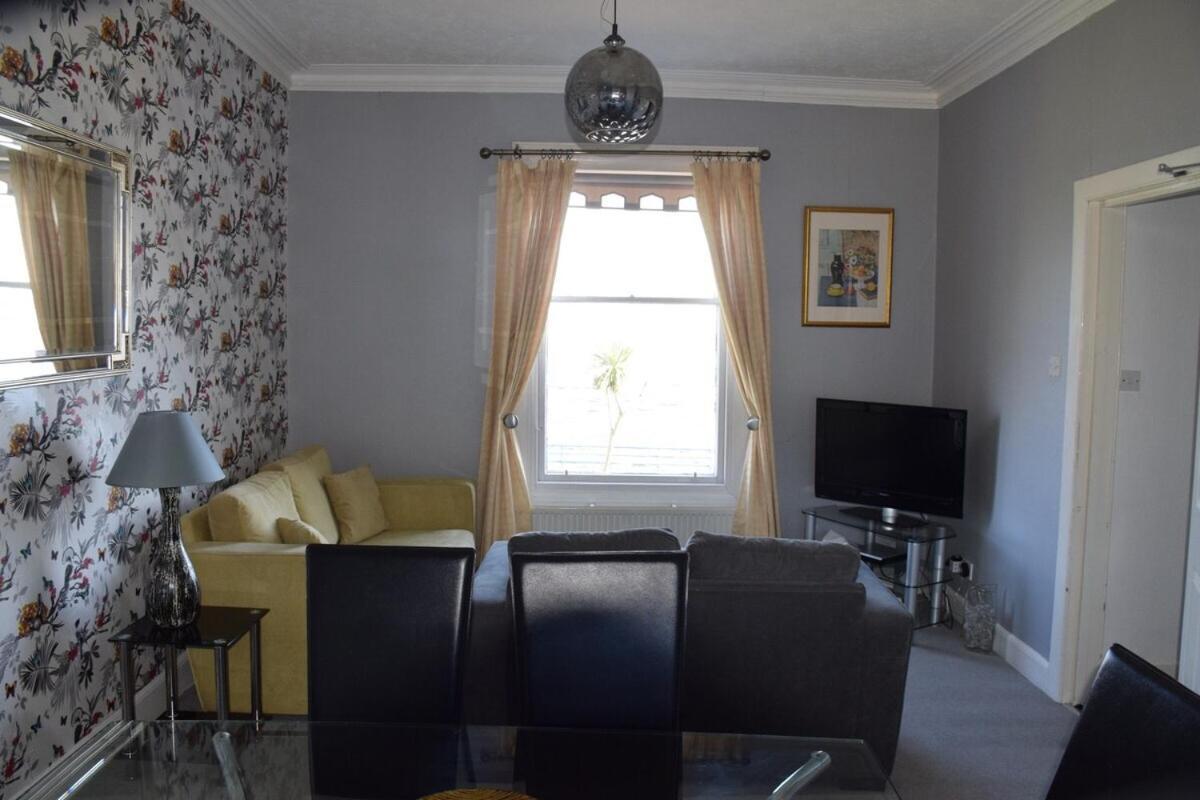 One Marine Place Port Bannatyne Habitación foto